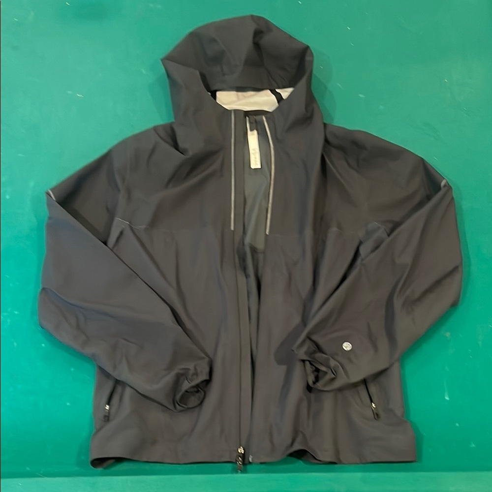 LuLu Lemon windbreaker